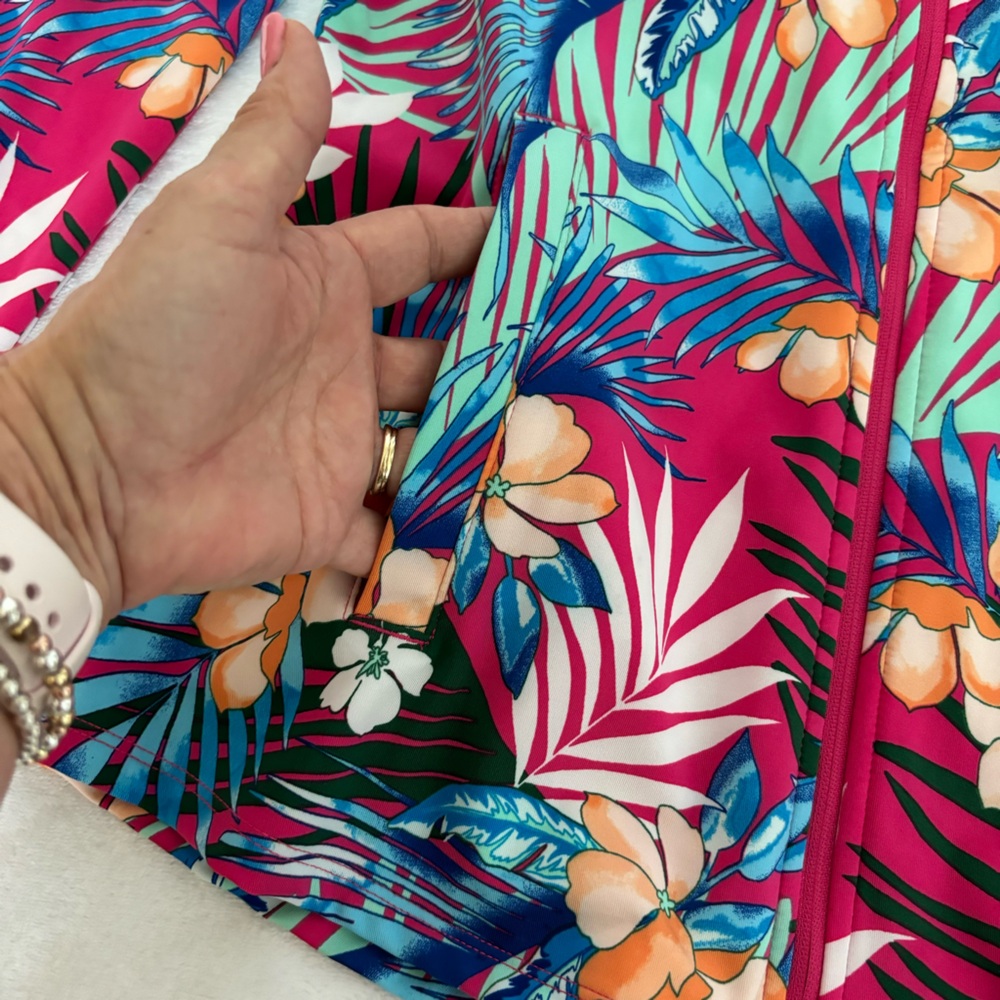 TOMMY BAHAMA Golf & Tennis Zippered Tropical Print Fitted Jacket--NWT--M - Picture 10 of 16